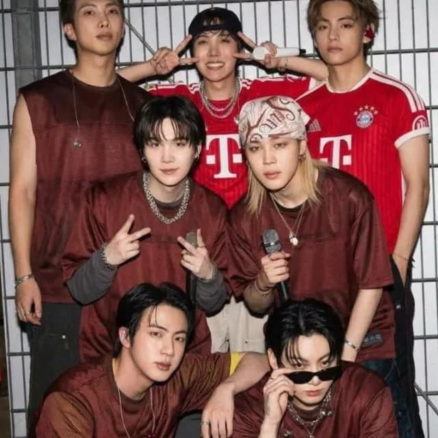 BTS Amistades Y Desmadre